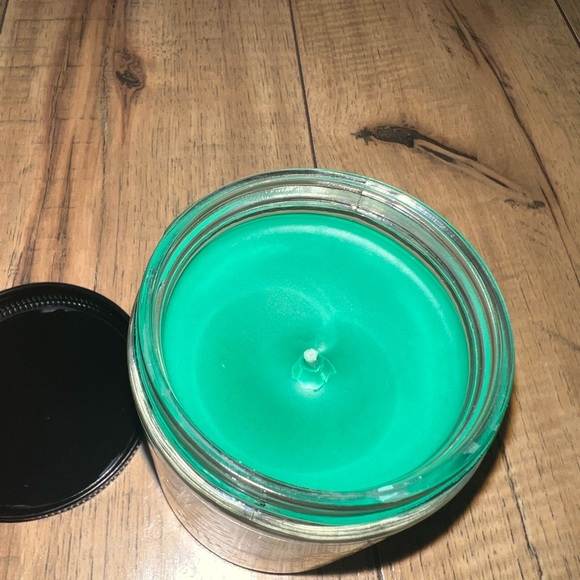 fresh balsam bath and body works candle - Picture 2 of 3